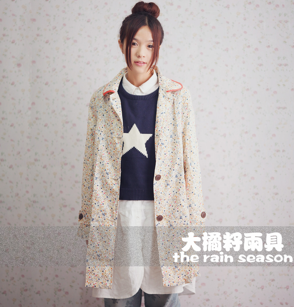 Orange big seed rain gear fashion pretty adult raincoat poncho rain gear 1021