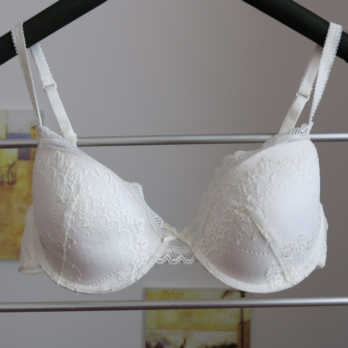P3 queent ivory lace thin cup bra 75b80b80c