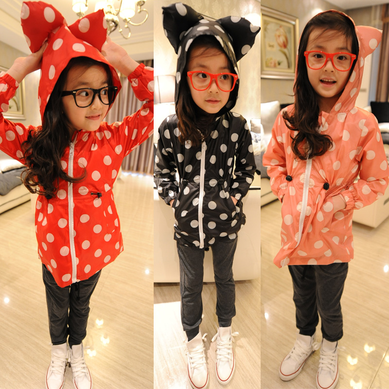Petty bourgeoisie children's clothing female child big boy 2013 polka dot trench windproof outerwear yk008