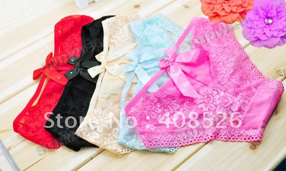 Pierced Butterfly lace sexy underwear princess ladies panties butterfly tie with diamond lace temperament briefs 626