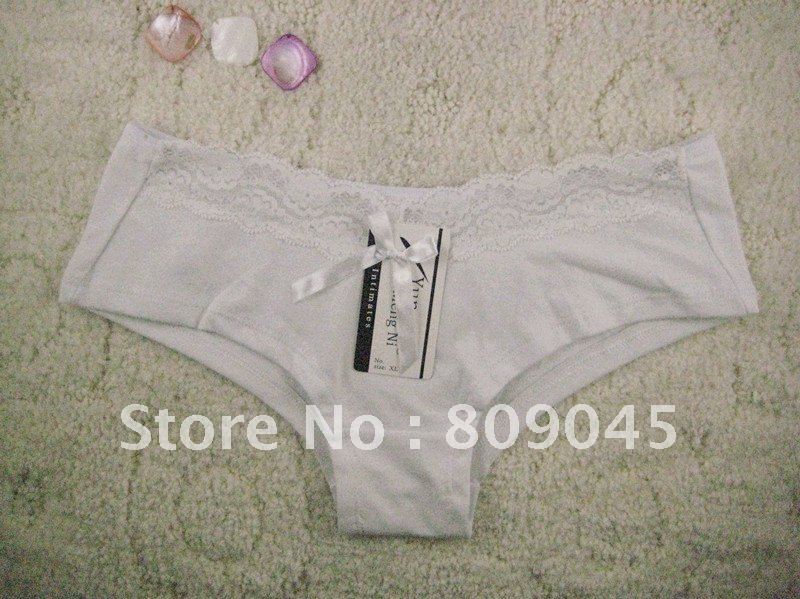 Pierced Butterfly lace sexy underwear princess sexy ladies panties butterfly tie with diamond lace temperament interest 86286-4