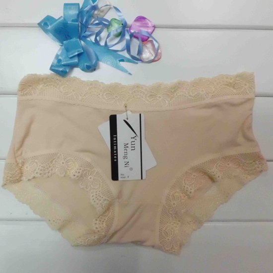 Pierced Butterfly lace sexy underwear princess sexy ladies panties butterfly tie with diamond lace temperament interest 86332-1