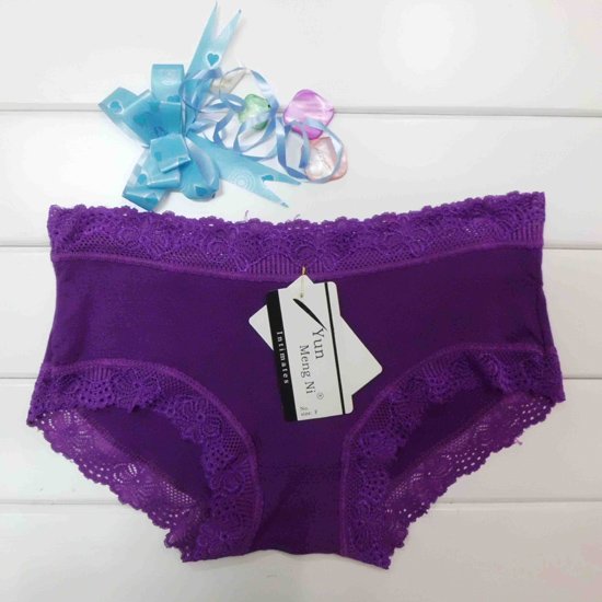 Pierced Butterfly lace sexy underwear princess sexy ladies panties butterfly tie with diamond lace temperament interest 86332-2