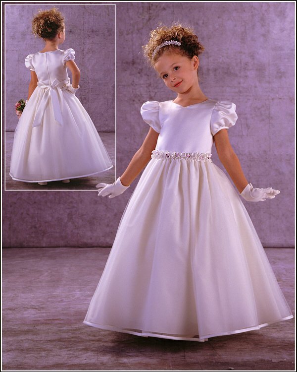Princess Puffed Sleeves Mini V-neckline Floor Length First Communion Dresses With Sash