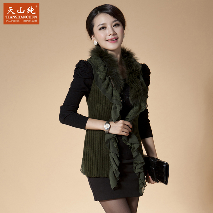 Pure 2012 women's knitted waistcoat rabbit fur women's irregular sweater vest