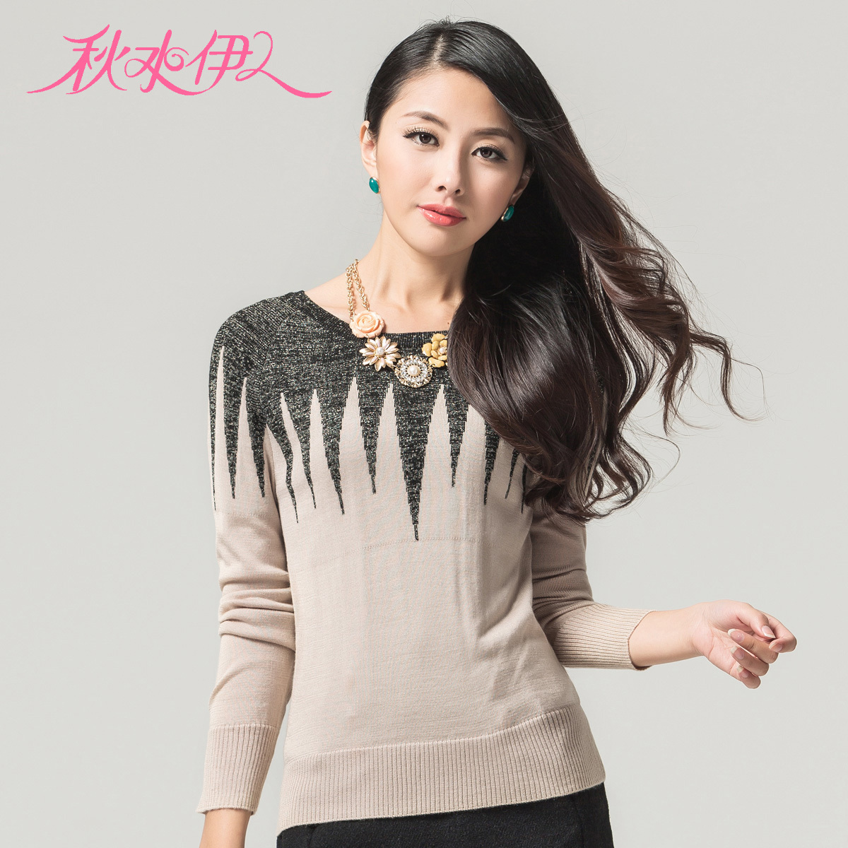 QIUSHUIYIREN 2012 fashion irregular pattern slim all-match sweater basic sweater