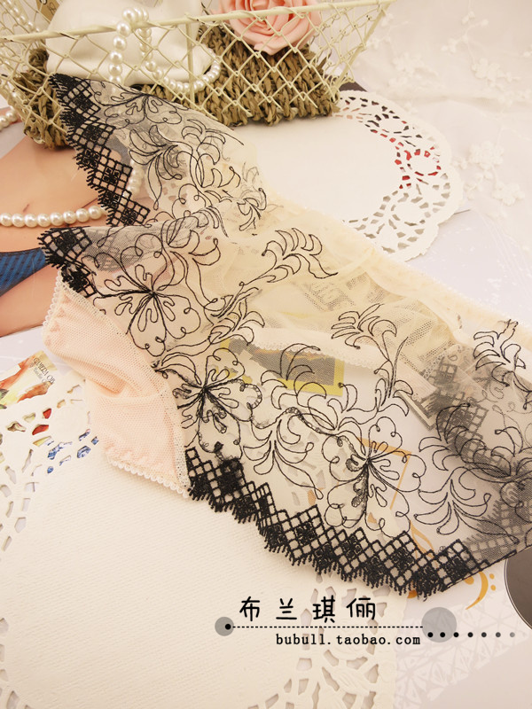 Quality embroidery gauze perspectivity panties sexy briefs women's lace underwear