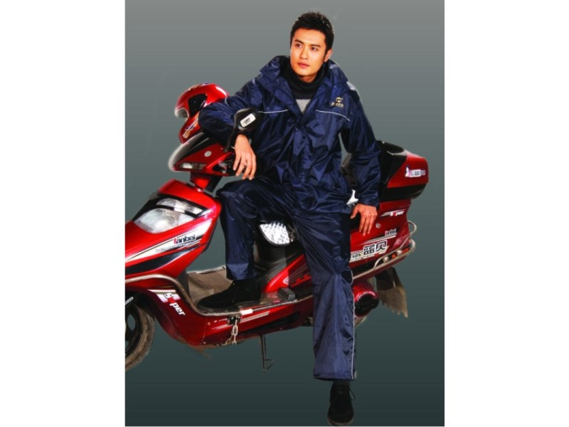 Quality motorcycle split raincoat t072a nylon silk luminous set fashion ofdynamism ,Free shipping