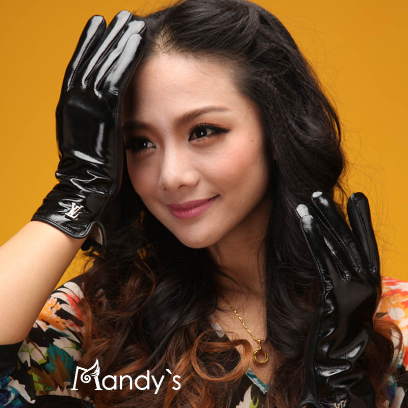 Quality women's small suede genuine leather gloves fashion winter thickening thermal a18063