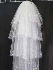 Qx-4128 pearl interspersion bridal veil