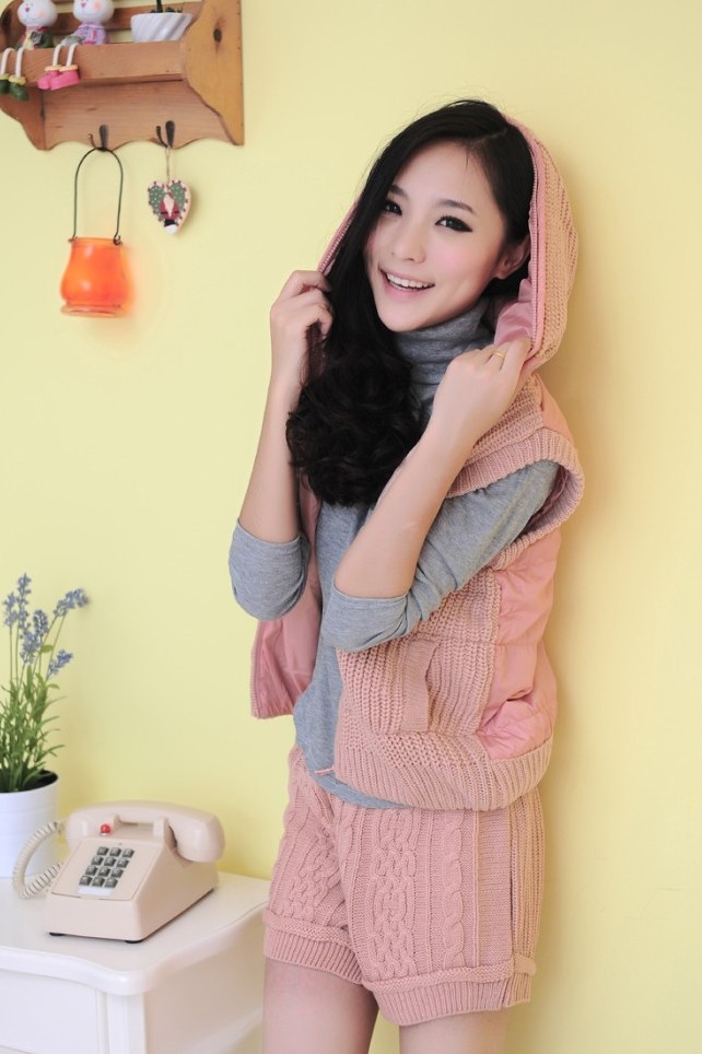 Real pictures with model 2012 autumn new arrival women sweater casual set