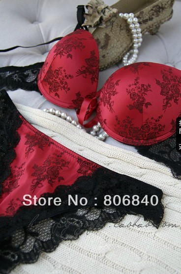 red gorgeous satin print lace bra and under set sexy elegant lace