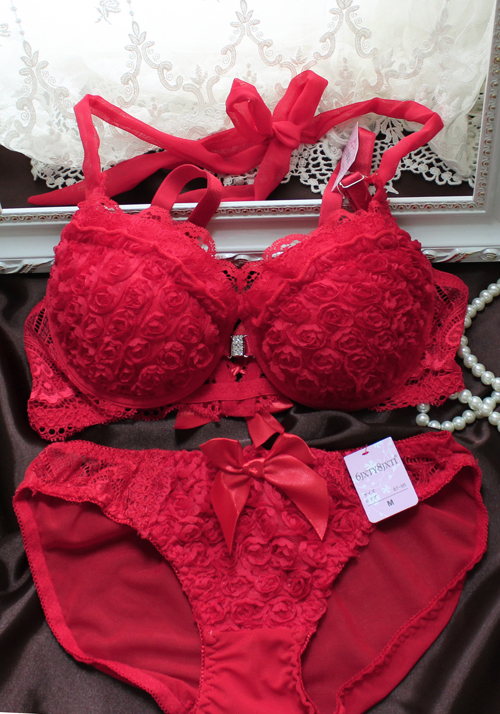 Red rose three-dimensional lace front opening buckle underwear bra set