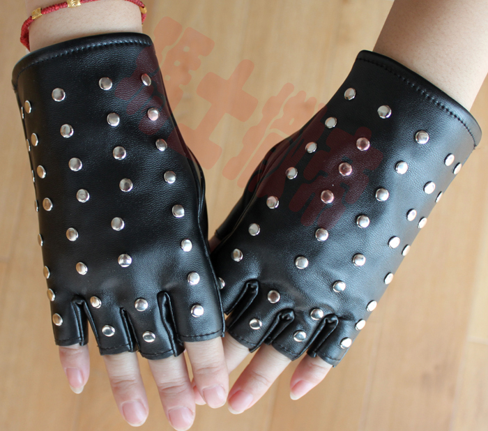 Rivet half finger leather gloves mantianxing faux semi-finger t gloves ruslana korshunova mitring