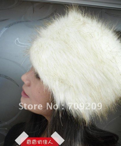 School golden VIVI magazine ladies winter hat Korean Leather grass Hat Faux fox fur hat