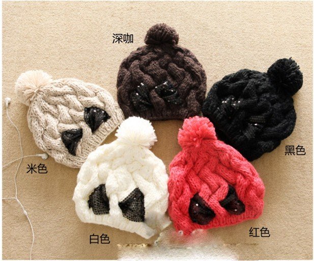 Sells the latest fashion bouncy warm woman hats,winter Paillette bowknot hair bulb very thick wool cap women