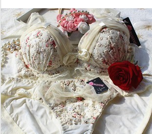 Sexy floral lace ribbon cotton bra set