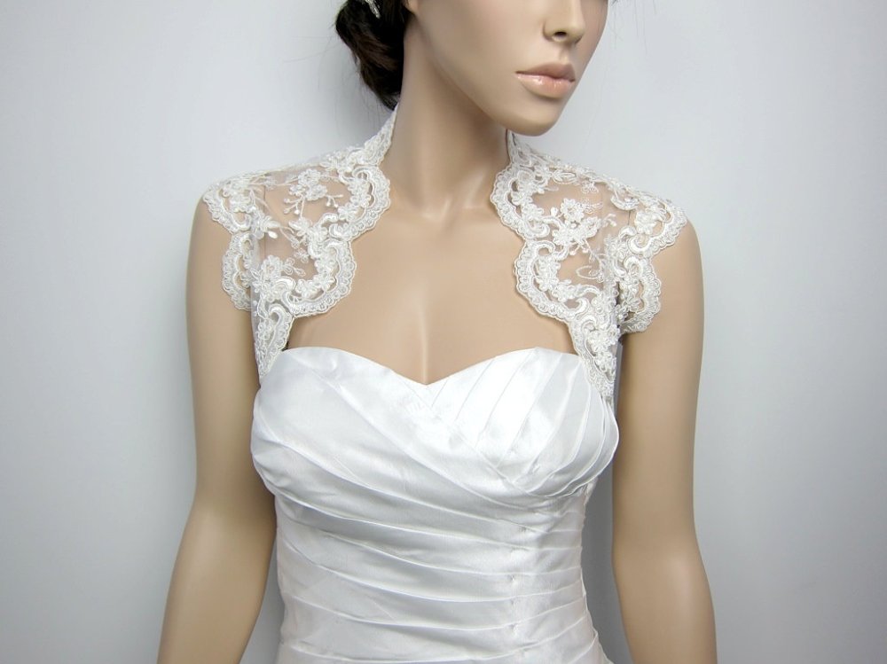 short   sleeve  white  lace  bridal wedding jacket accessory
