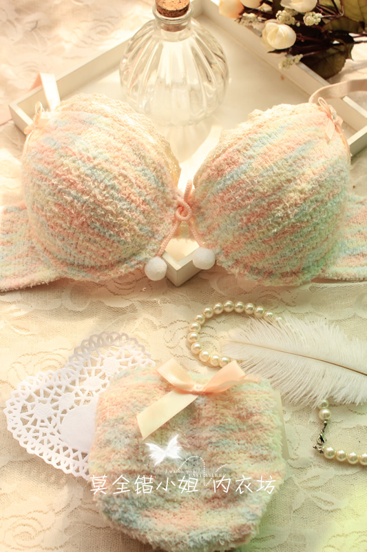 Short yarn ice cream winter skin-friendly women's push up underwear bra set