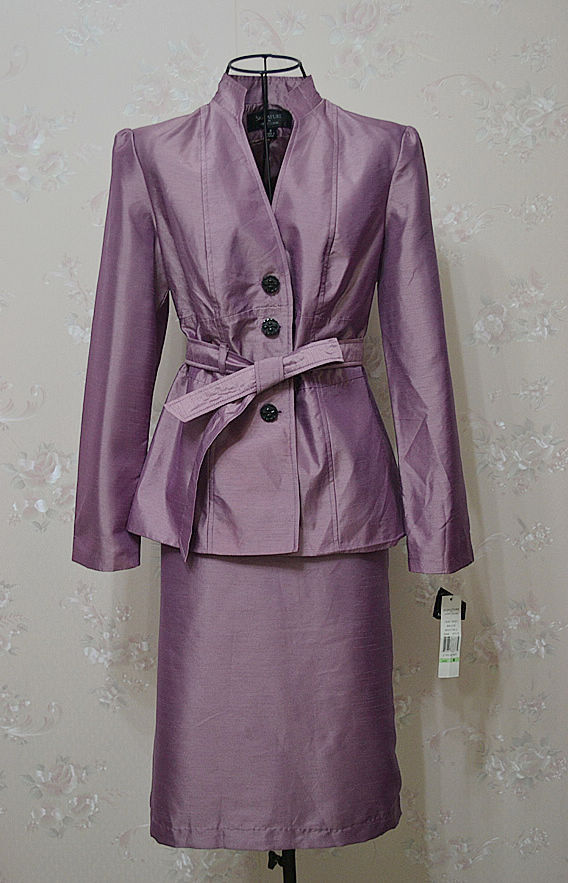 Signature by larry levine Violet metal luster fish tail skirt set