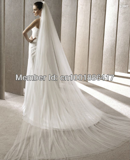Simple White Two-Layer Tulle Wedding Veils And Comb