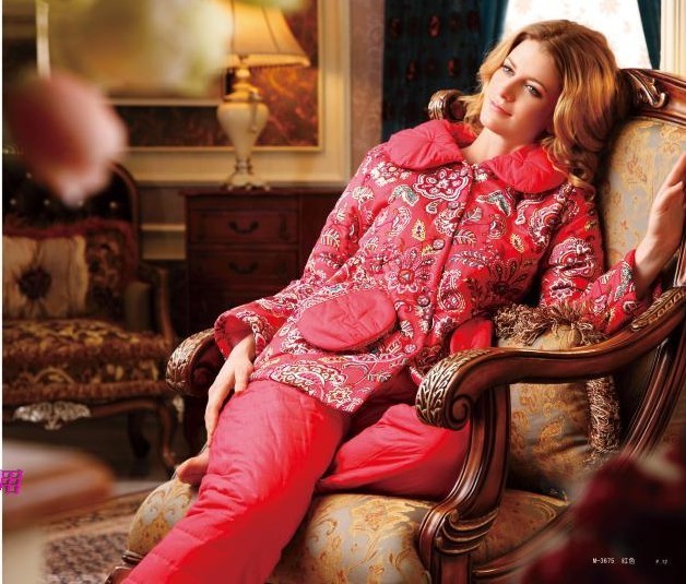 Sleepwear 2012 winter lounge women's thickening coral fleece cotton-padded set lounge m3675