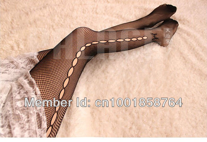 Snagging foreign trade of the original single on both sides of hollow sexy butterfly fish net stockings jacquard pantyhose