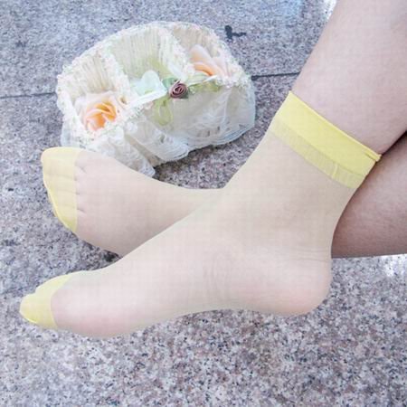 Socks. Short filar socks. Free delivery service. Wholesale various color short tube socks. Provide tracking number.