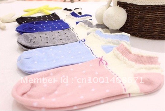 Socks wholesale manufacturers South Korea lovely lace restore ancient ways bowknot dot socks lady ship socks