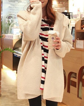 Solid color loose hooded cardigan cream white 9