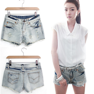 spring and summer vintage distressed slim hip all-match water wash wearing white scratches denim shorts
