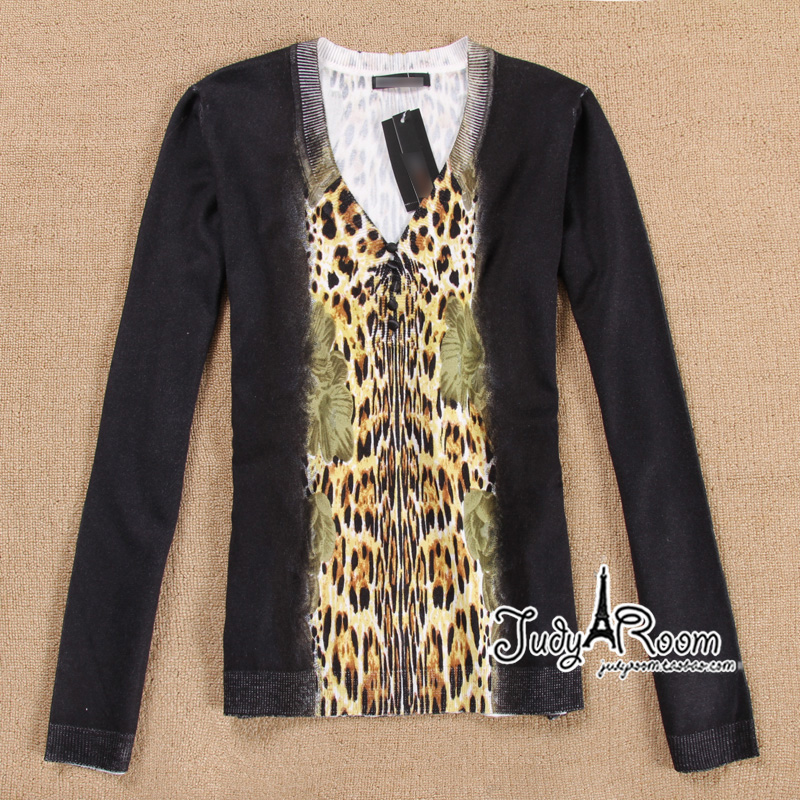 Stylish leopard print digital print 2 high quality material blending pullover sweater