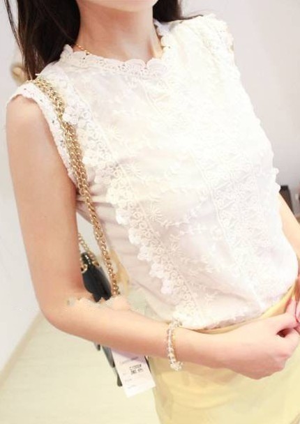 Sweet double-layer gauze hollow sleeveless shirt  lace   K6