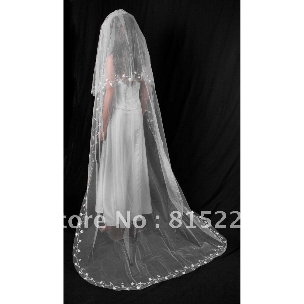 Tempting Wedding Dress Bridal Veils Bridal Decoration Two Layer White Color Custom made Chapel Train Applique Edge sweetheart