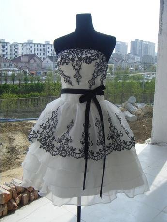 The bride theme dress serve black dress embroider bridesmaids toast costumes chorus dress