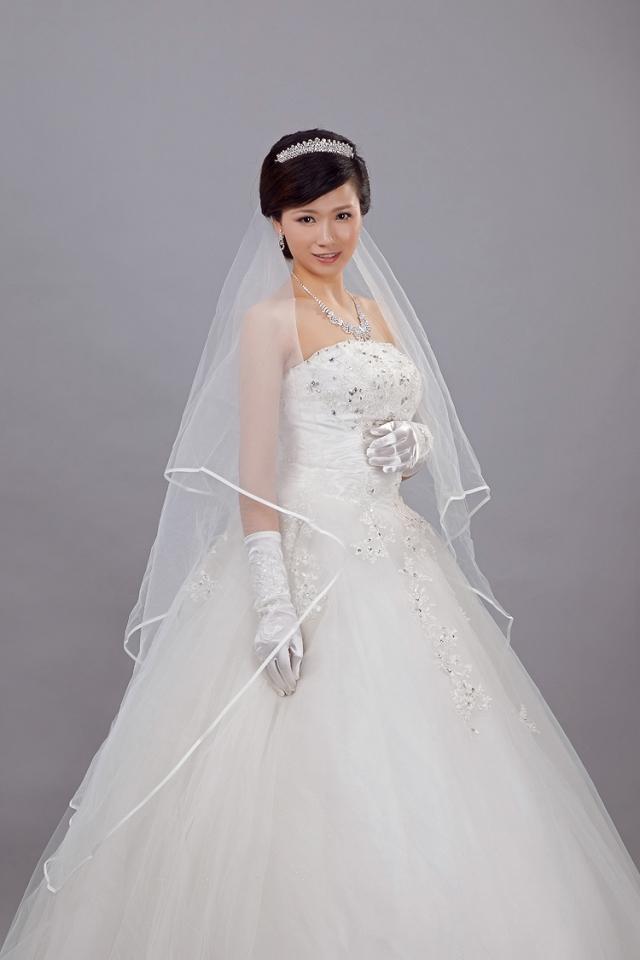 The bride wedding dress 3 meters veil long veil edge veil the bride hair accessory