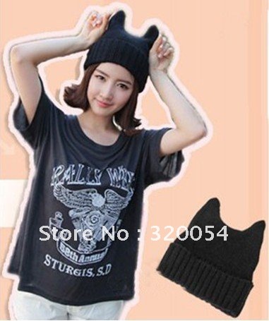 The Korean version,2012 novel cat ear knitted cap, men and women demon Angle line hats, wool hats,black,1pcs,Free shipping.