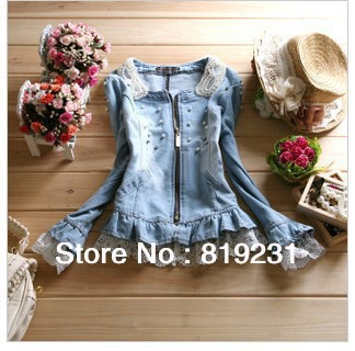 The new fashion women's clothing pearl collar ladies denim garment washed denim coat coat free of charge