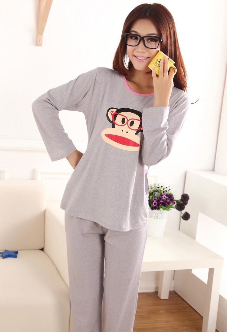 The new female upset coral fleece pajamas suit multicolor of leisure wear big mouth cartoon pajamas
