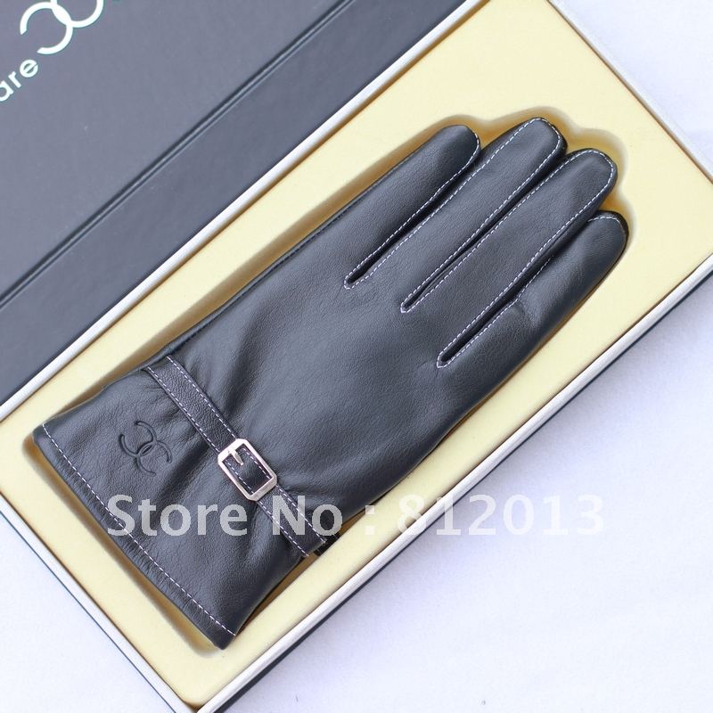 The new winter leather and wool female high-grade fashion warm gloves free shipping