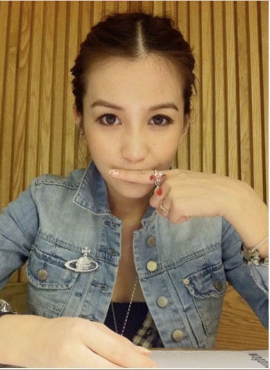 The trend of women denim outerwear female short top light blue denim