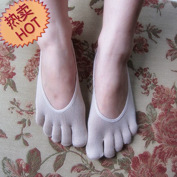 Toe socks schappe silk solid color Women socks invisible five-toe sock slippers ultra-thin sweat absorbing collcction