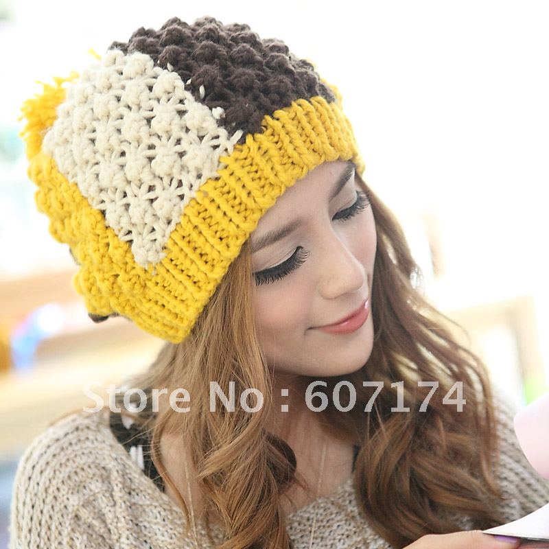 Top sell Cheaper Price ladies high quality Warmer hat knitted hat pineapple clip flower wool ball cap women knitted hat #2258