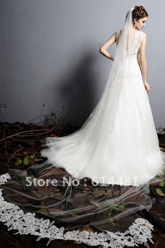 Top Selling Free Shipping Princess White One Layer Long Lace Edge Elegant Fairy Wedding Bridal Veil 2012
