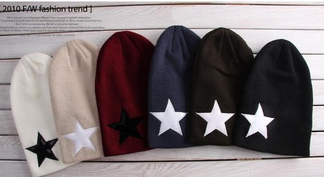 TOPS 2012! Fashion Multicolor Winter Womens&Men Cap Warm Winter Star Hats For Women&Men Knitted Winter Hat Free Shipping s1318