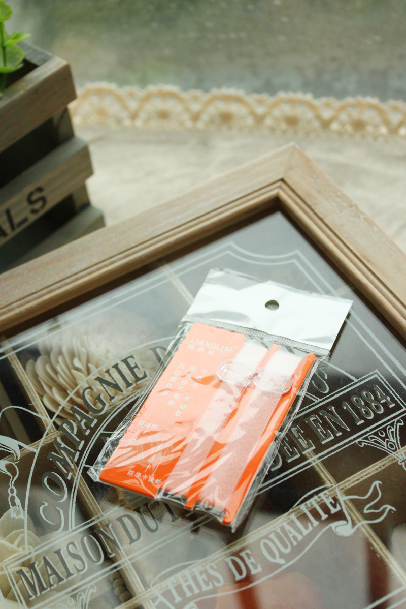 Transparent shoulder strap