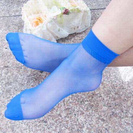 Ultra-thin fashion crystal short filar socks! Wholesale various color short filar socks! Deliver the goods free!