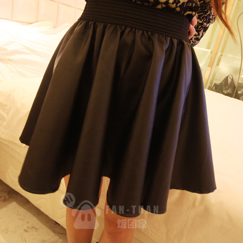 Ultralarge skirt leather skirt bust skirt puff skirt ruffle dress