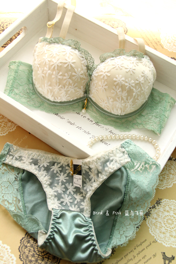 Underwear fresh green small underwear set 3 breasted push up bra set bra