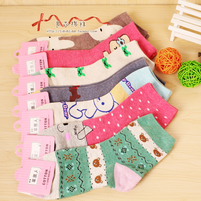 W38 socks women's autumn and winter bear cartoon dot renewable bamboo fibre 100% cotton